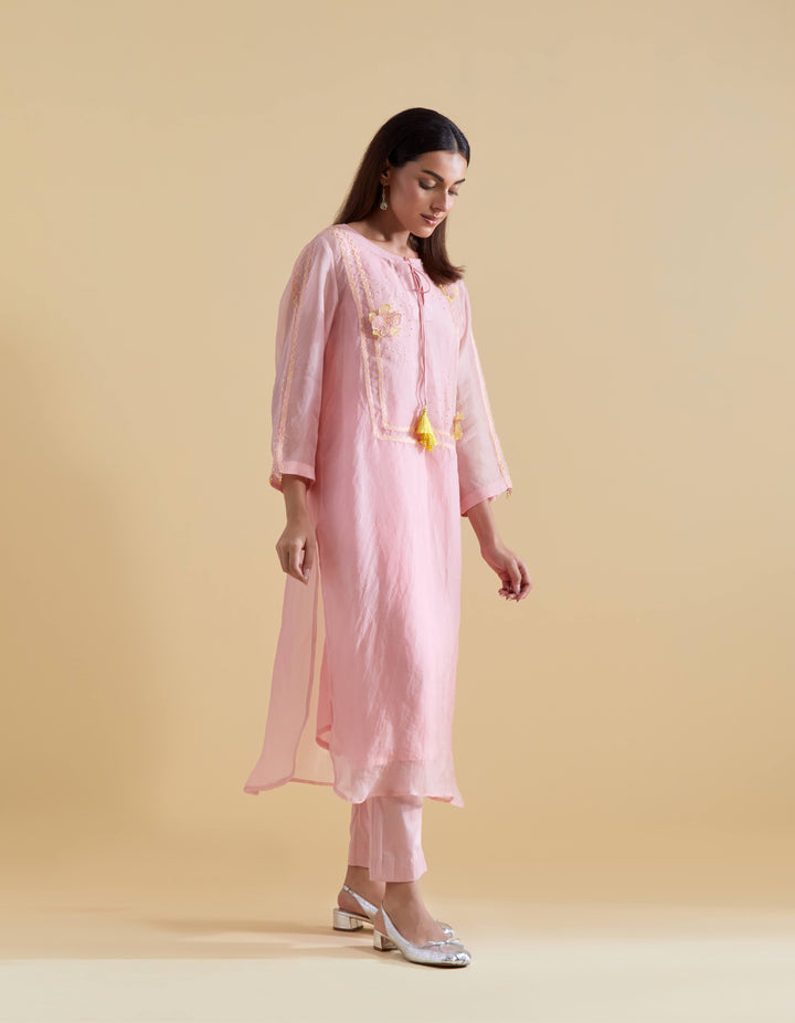 Pink 3D Floral Kurta and Pants Set