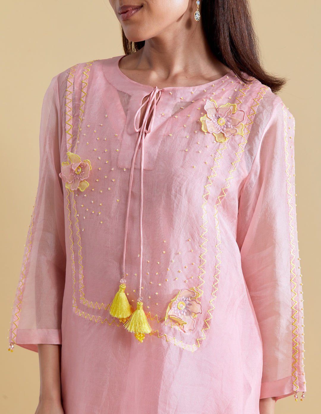 Pink 3D Floral Kurta and Pants Set