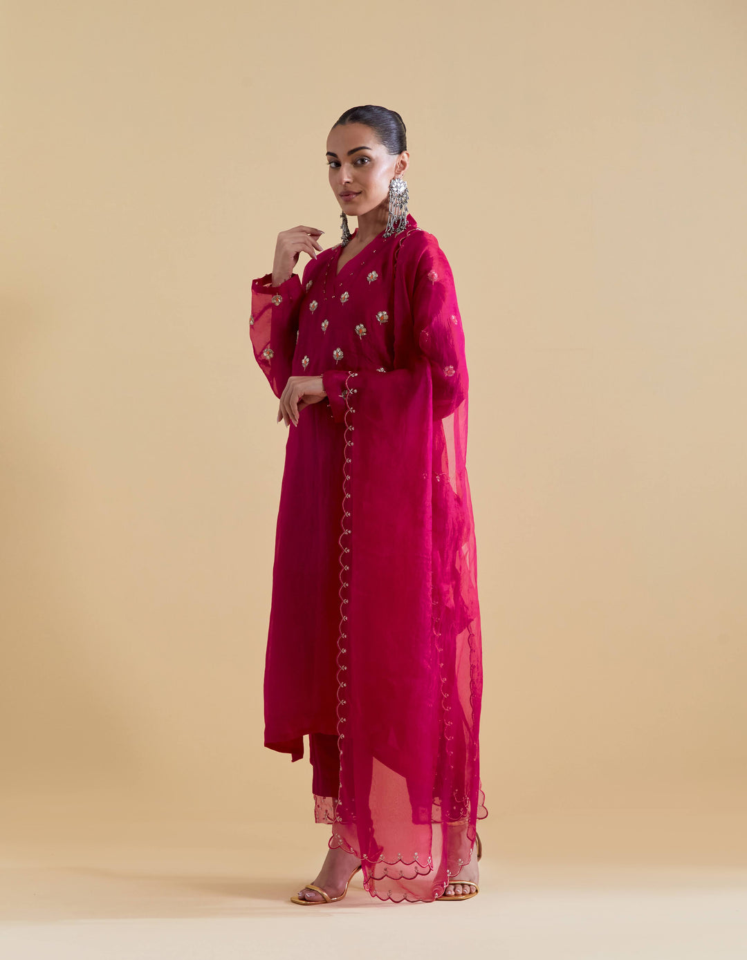 Hand Embroidered Kurta Set in Rani Pink