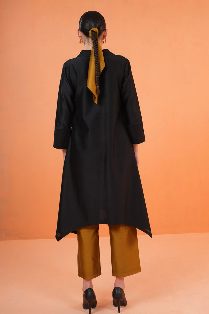 Origani Black Desert Suit Set