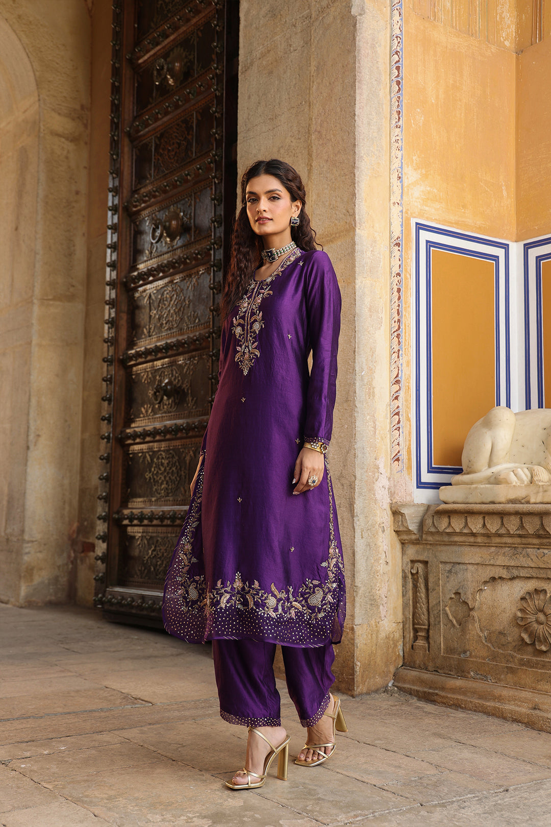 riwayat heavy long kurta set