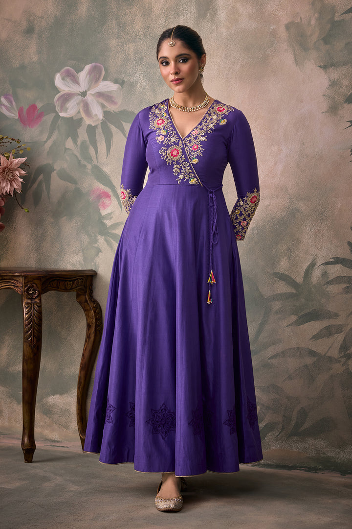Aabru Anarkali Set