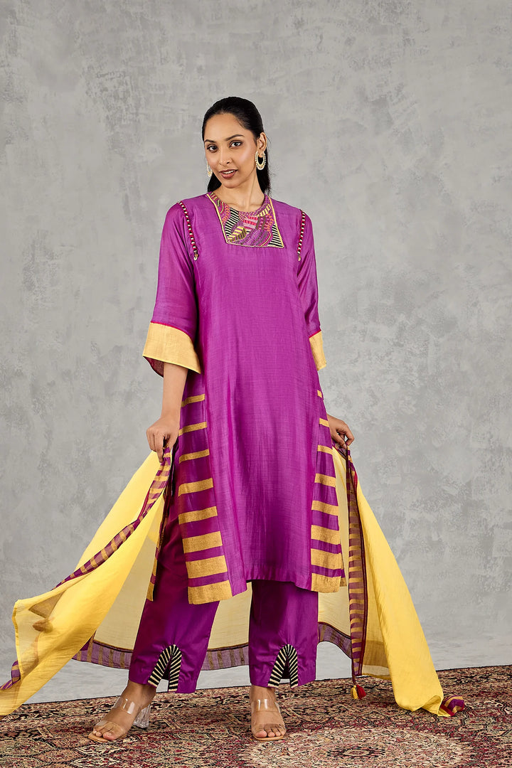 Purple Short Abstract Embroidery Yoke Kurta Set