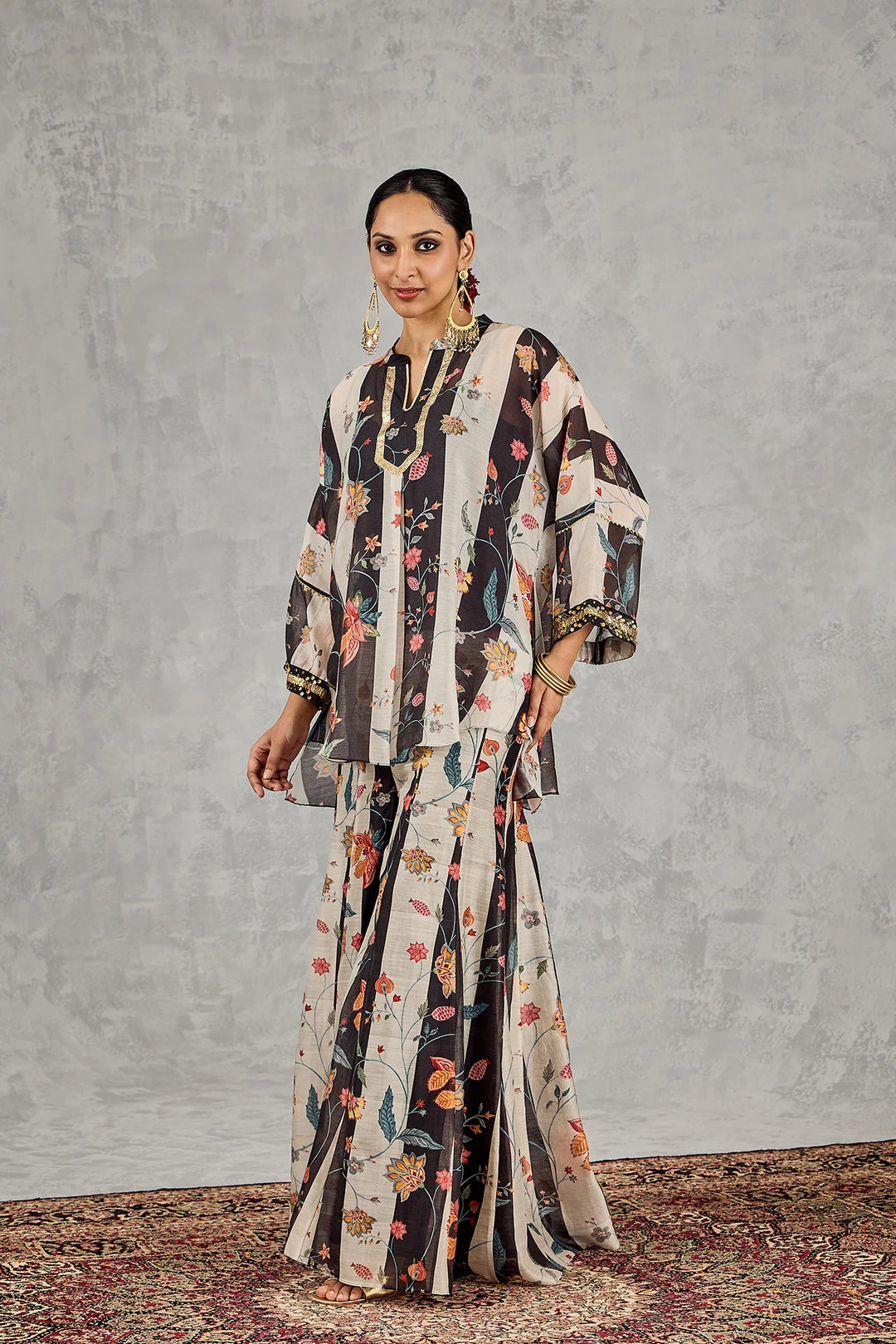 Black and White Chintz Namah Tunic Set