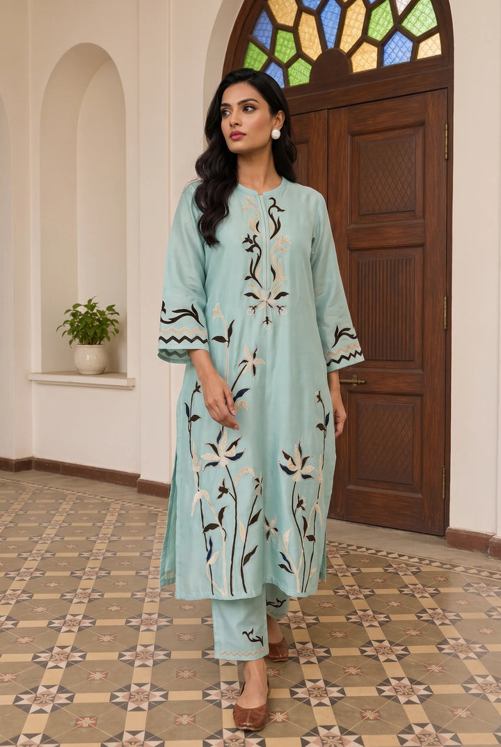 Surkhi Mul Chanderi Kurta Set in Blue Green