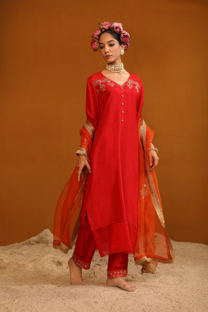 zeenat kurta set