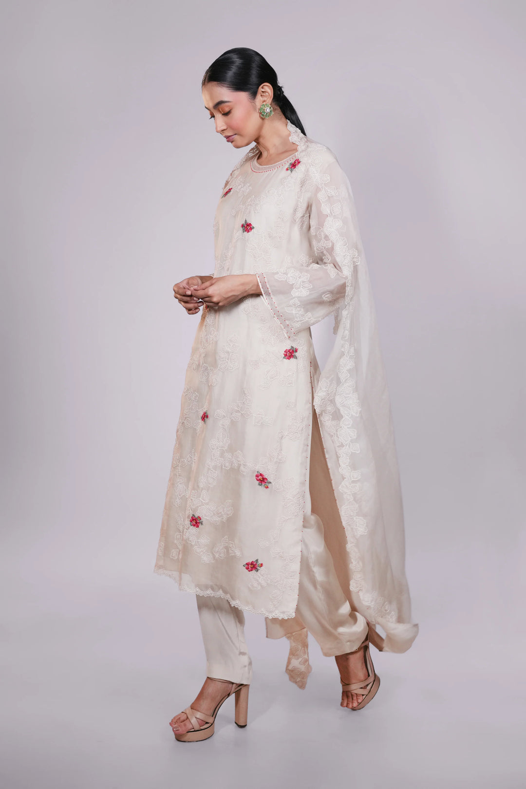 White Back Kali Kurta
