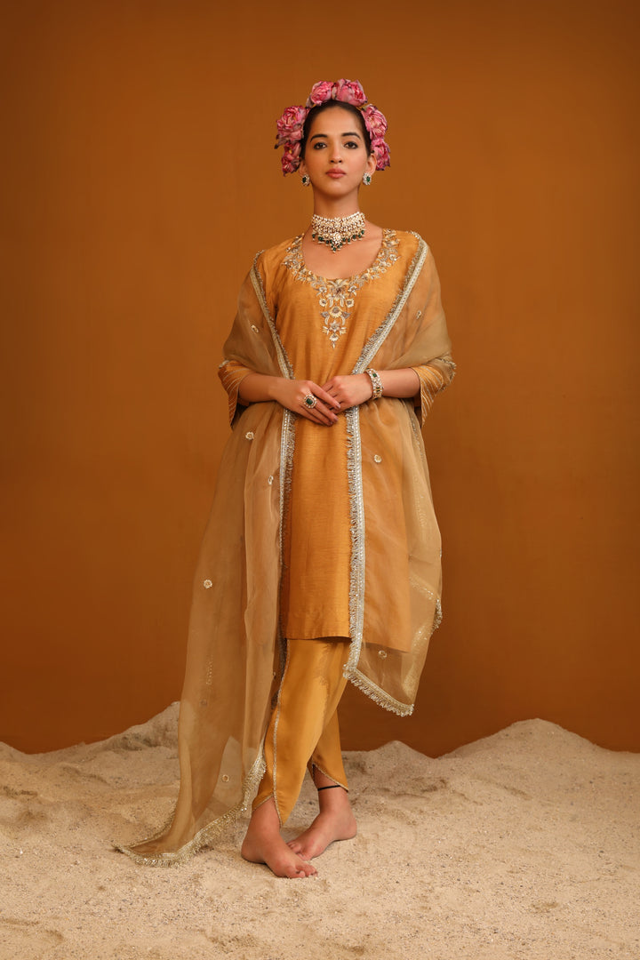 shabana dhoti set