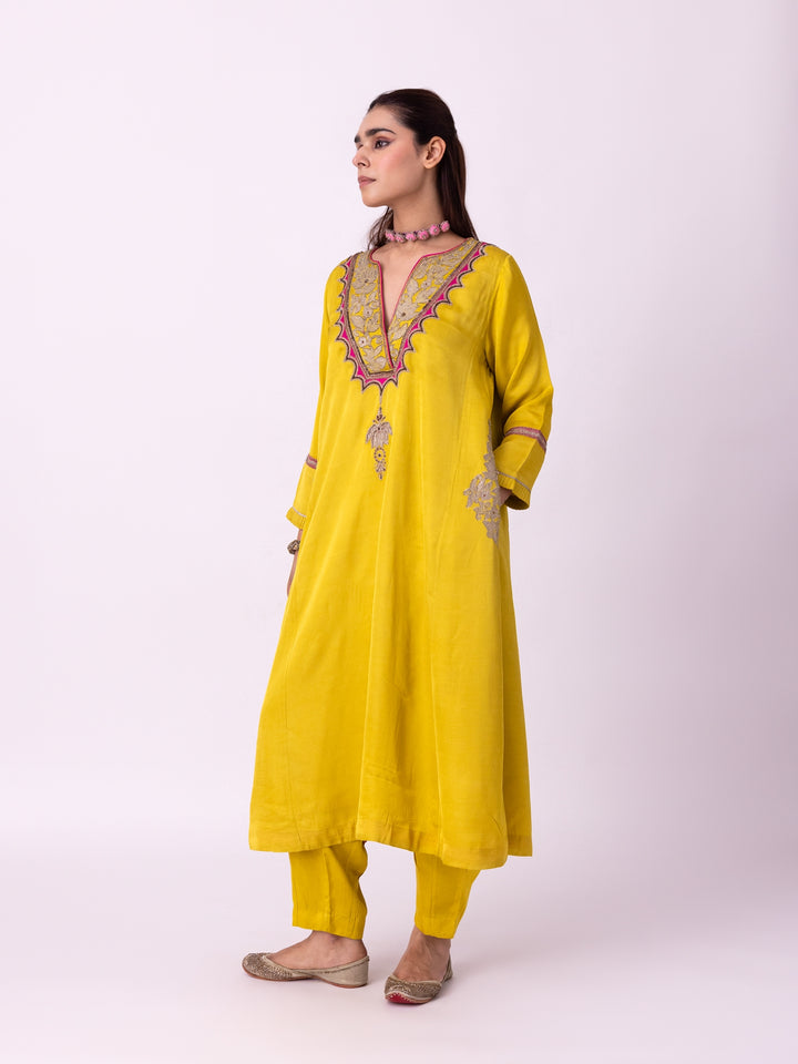 Peshwaz