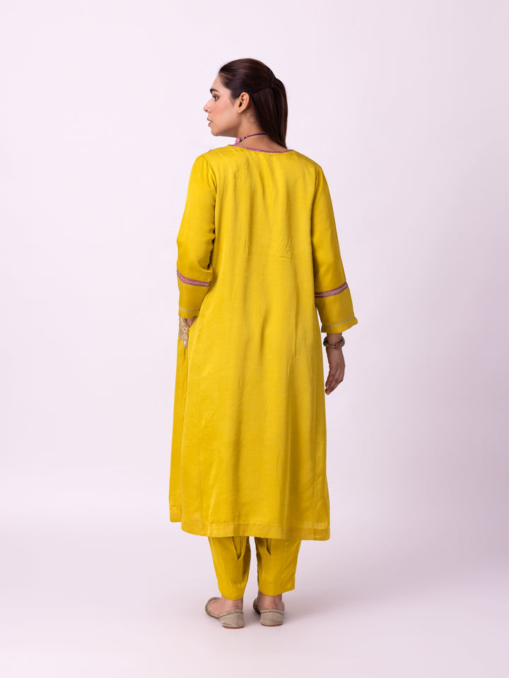 Peshwaz