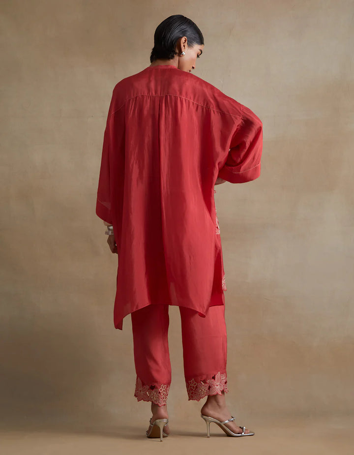 Ont558 - Set - Tomato