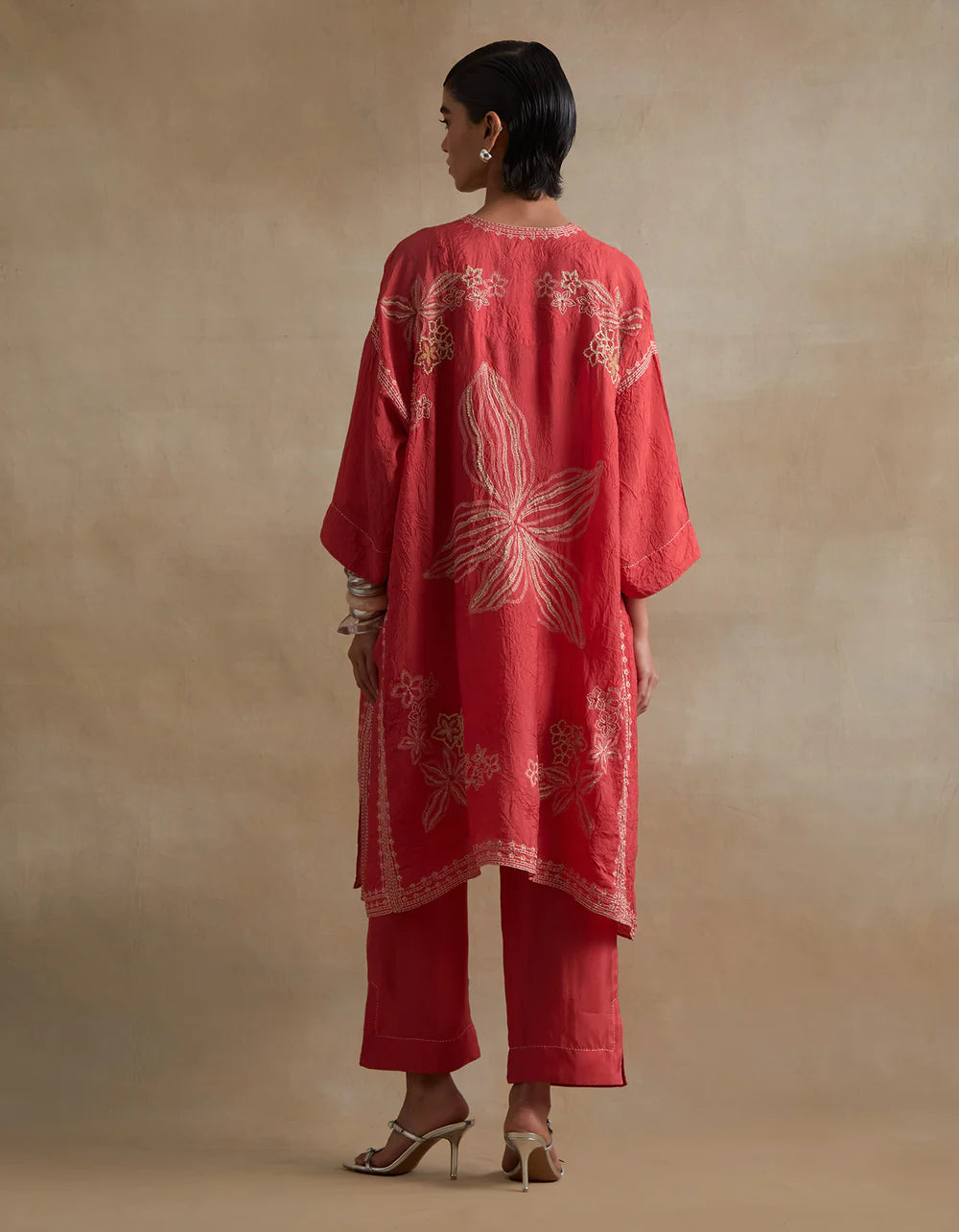 Ont558 - Set - Tomato