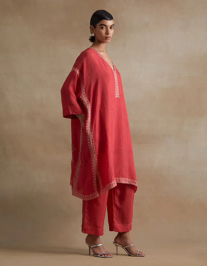 Ont554 - Set - Tomato