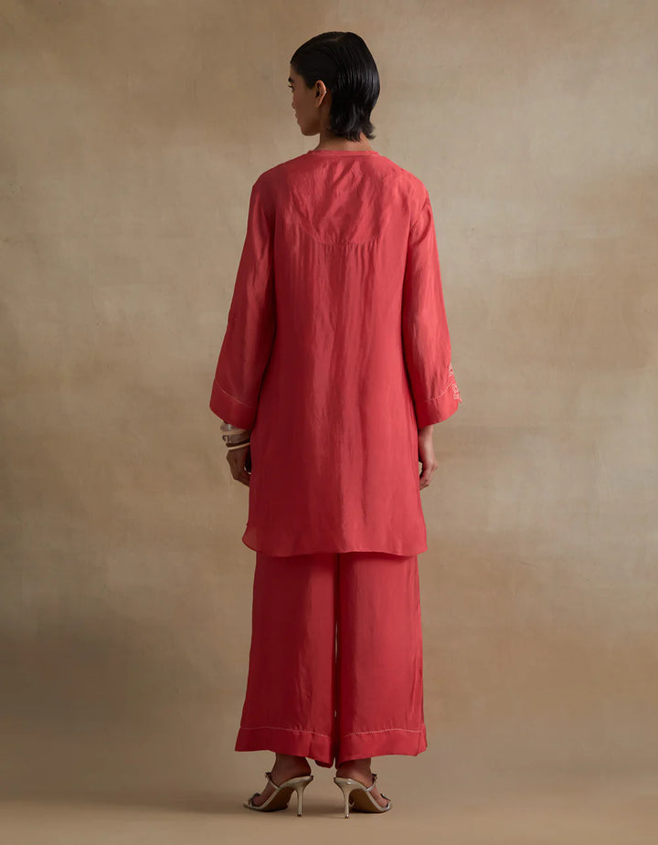Ont551 - Set - Tomato