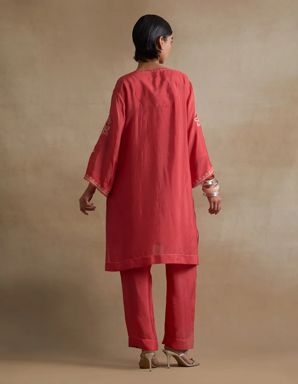 Ont552 - Set - Tomato