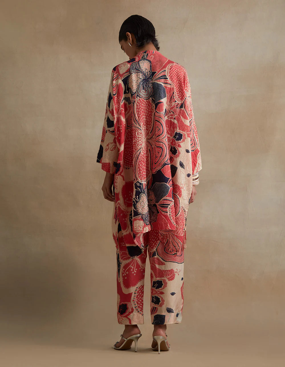 Ont561 - Set - Tomato