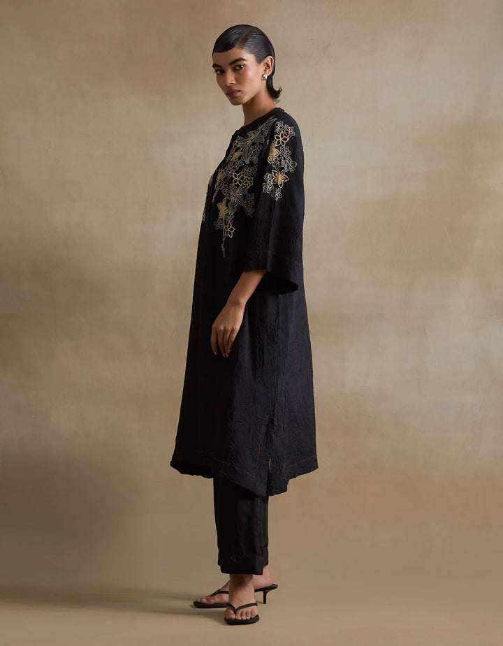 Ont553 - Set - Black
