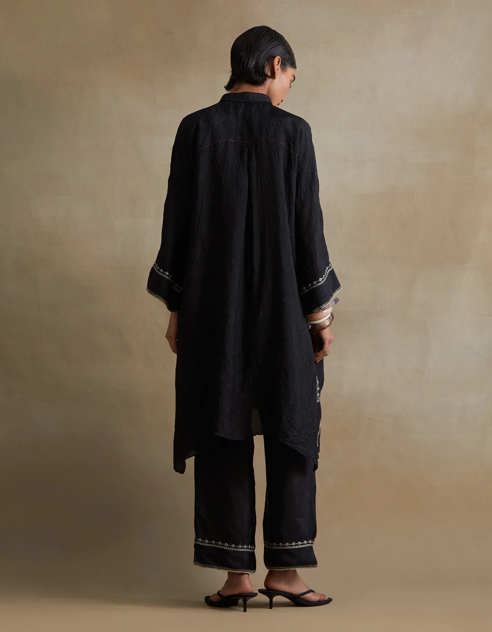 Ont556 - Set - Black