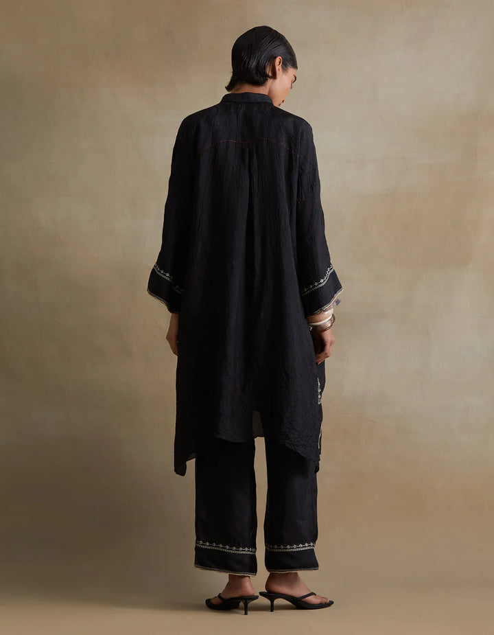 Ont556 - Set - Black
