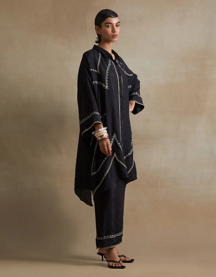 Ont556 - Set - Black