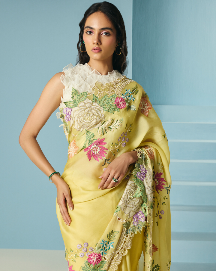 Ivory 3d Scallop Crop Top