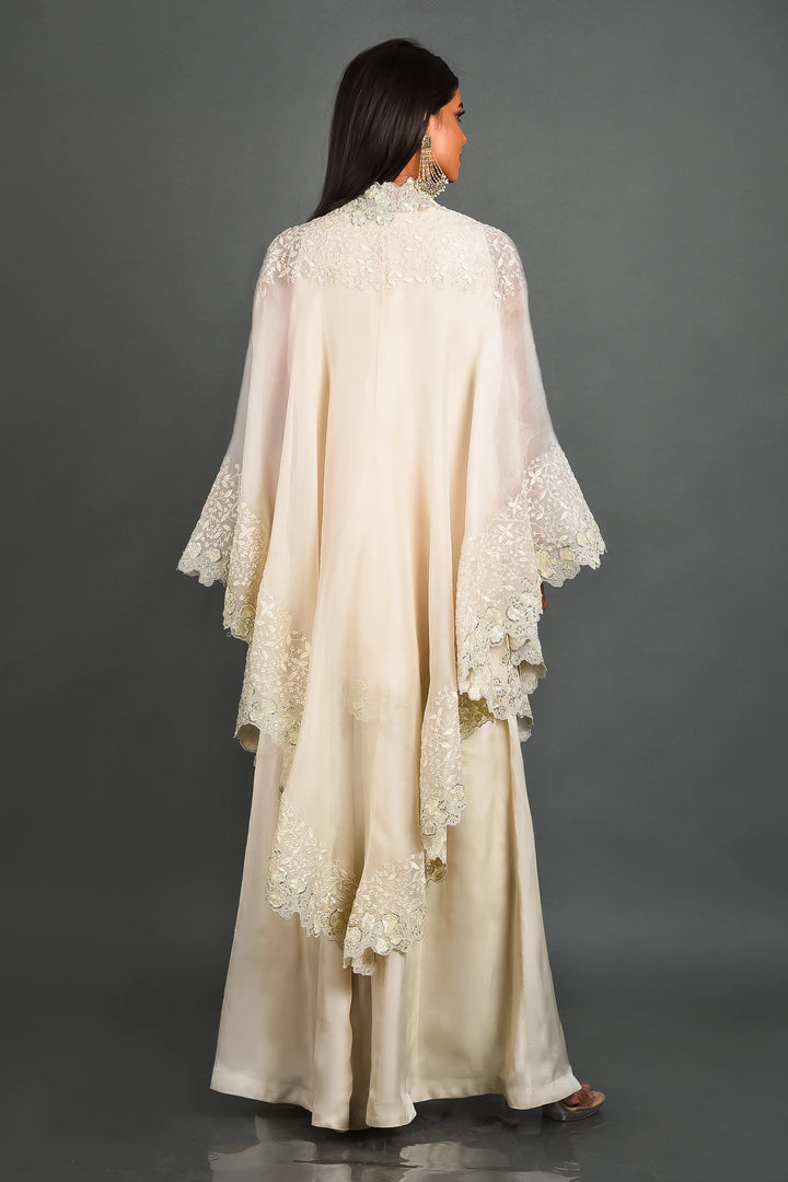White Dancing Daisies Organza Cape