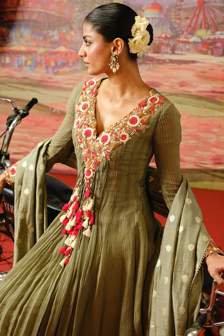 floral thread embroidered anarkali