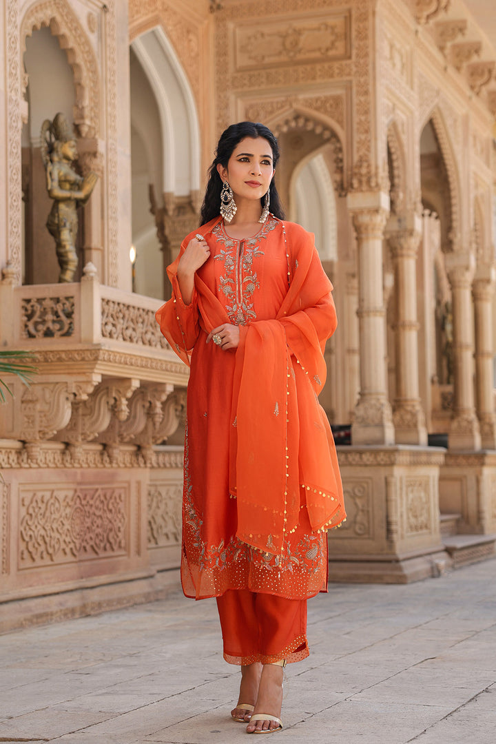 riwayat heavy long kurta set