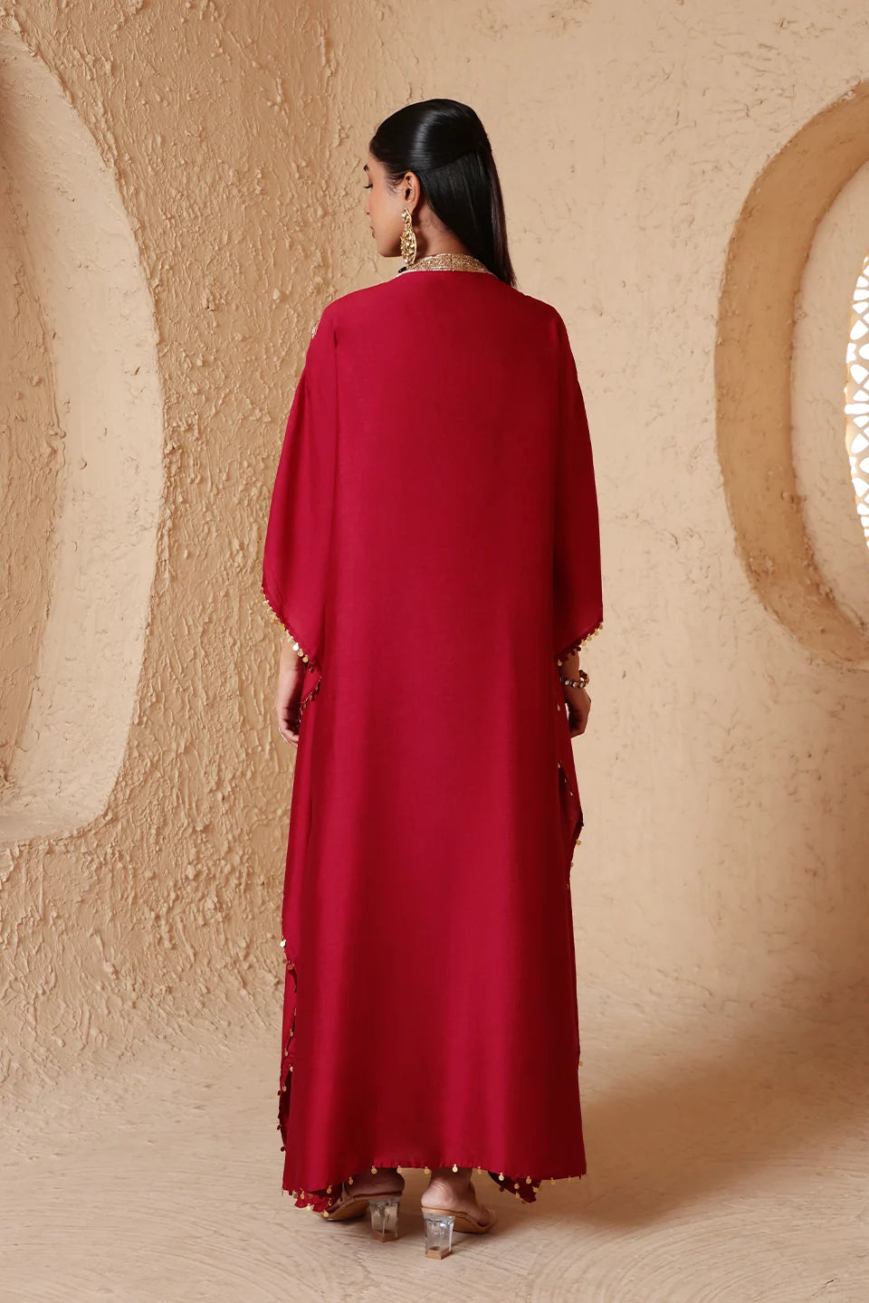 Zar-Rang Maroon V Neck Kaftan Set