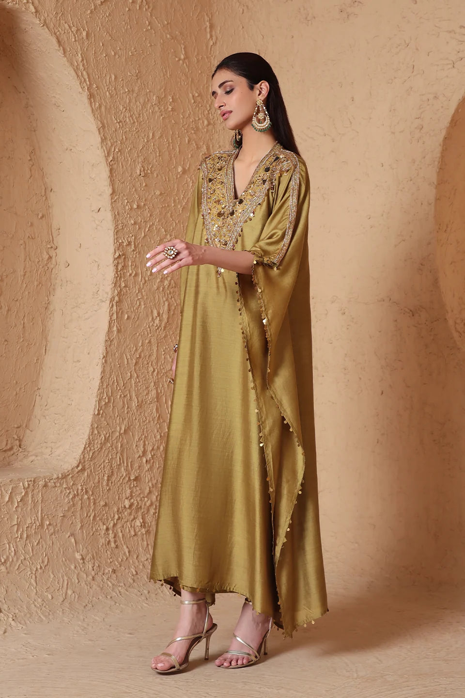 Zar-Rang Olive Green V Neck Kaftan Set