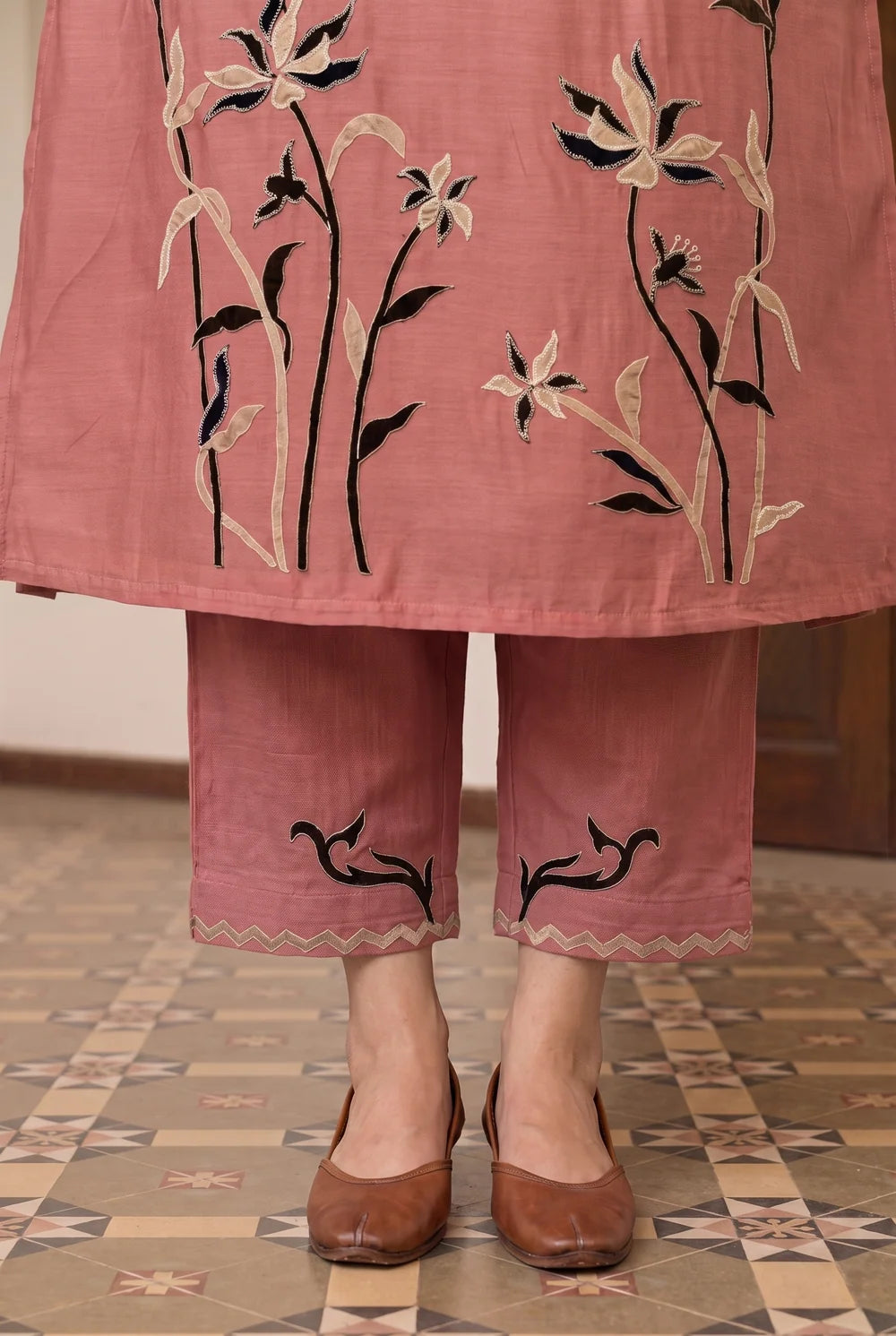 Surkhi Mul Chanderi Kurta Set in Pink Sherbert