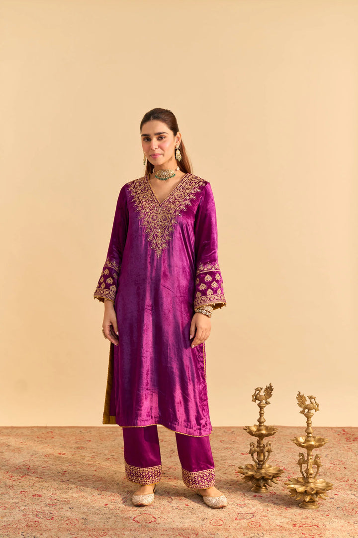 Aynaz - velvet Deep Purple Kurta with Salwar