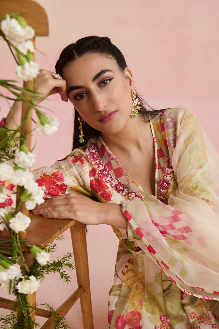 Zoho Anarkali Set