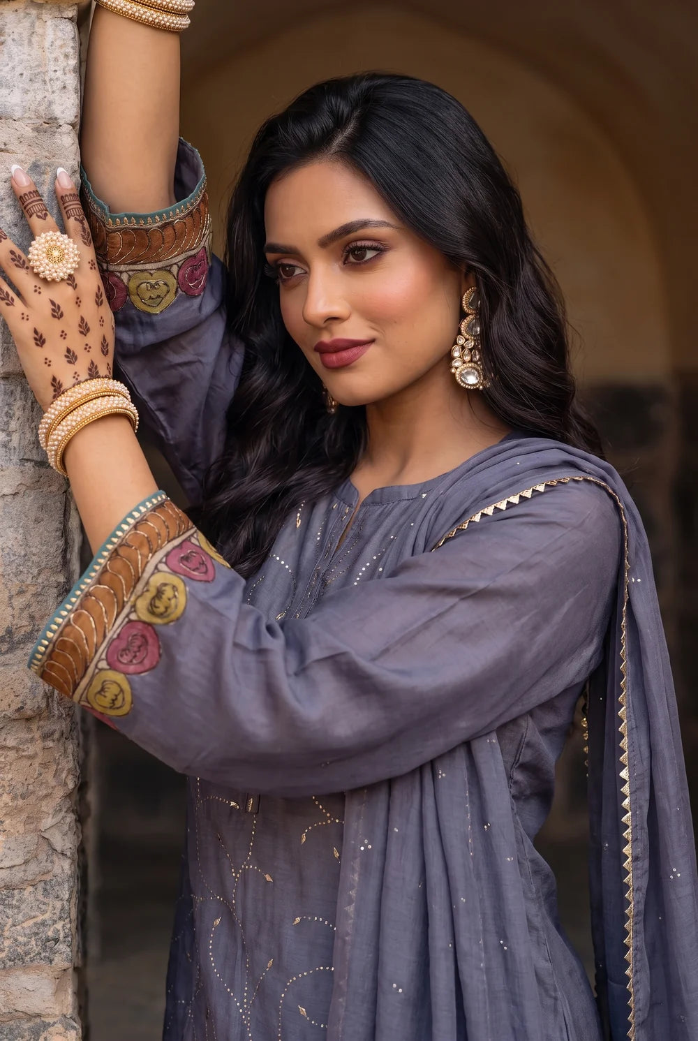 Yaira Mul Chadneri Kurta Set in Dark Purple Grey