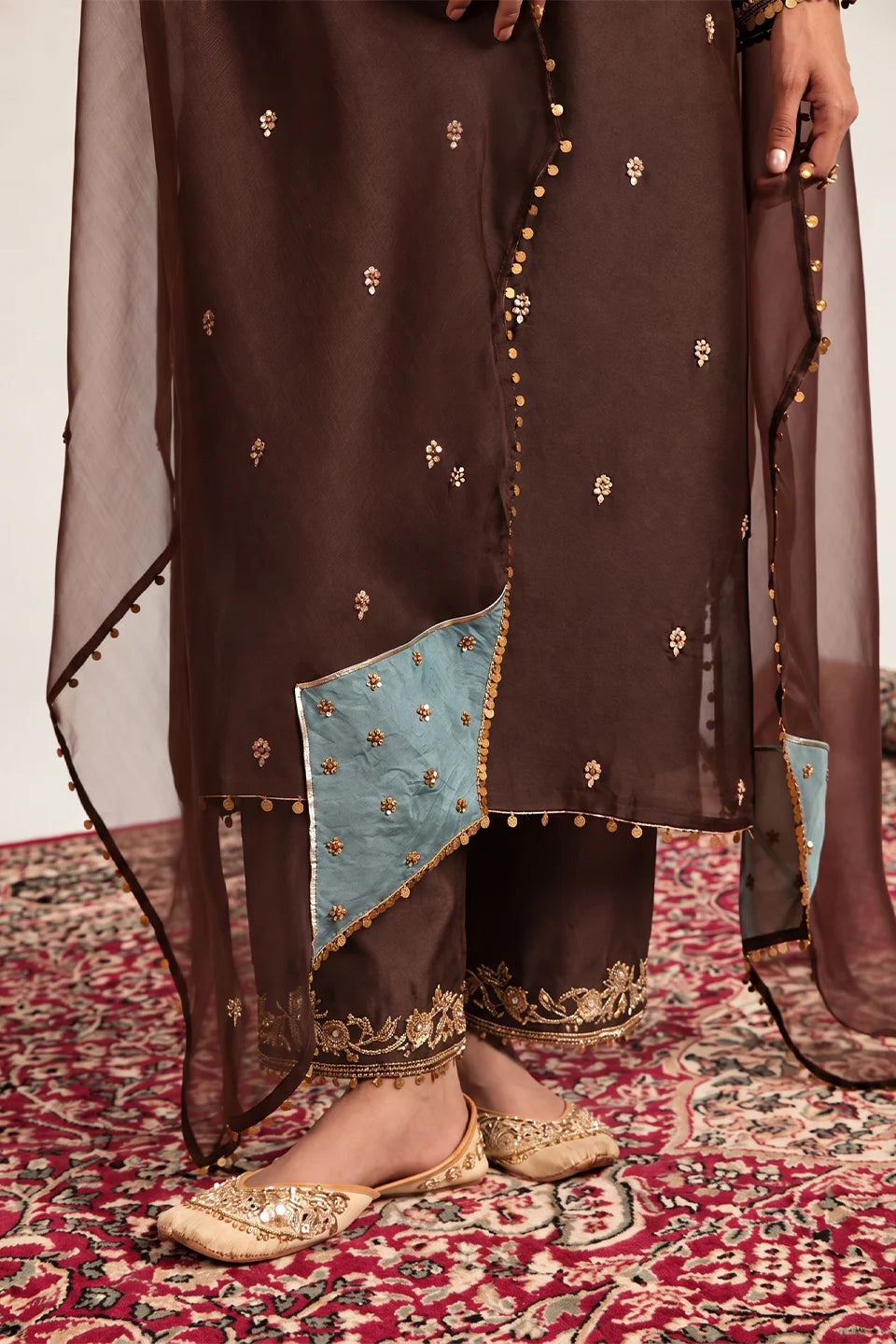Zar-Rang Brown Long Kurta Set