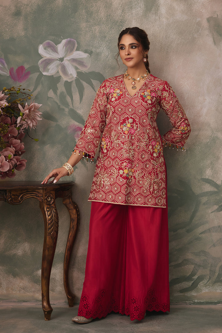 Tasveer Kurta Set