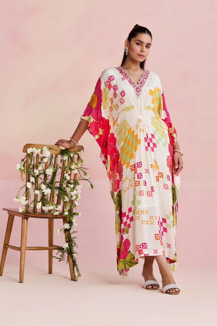 Zunaira Kaftan