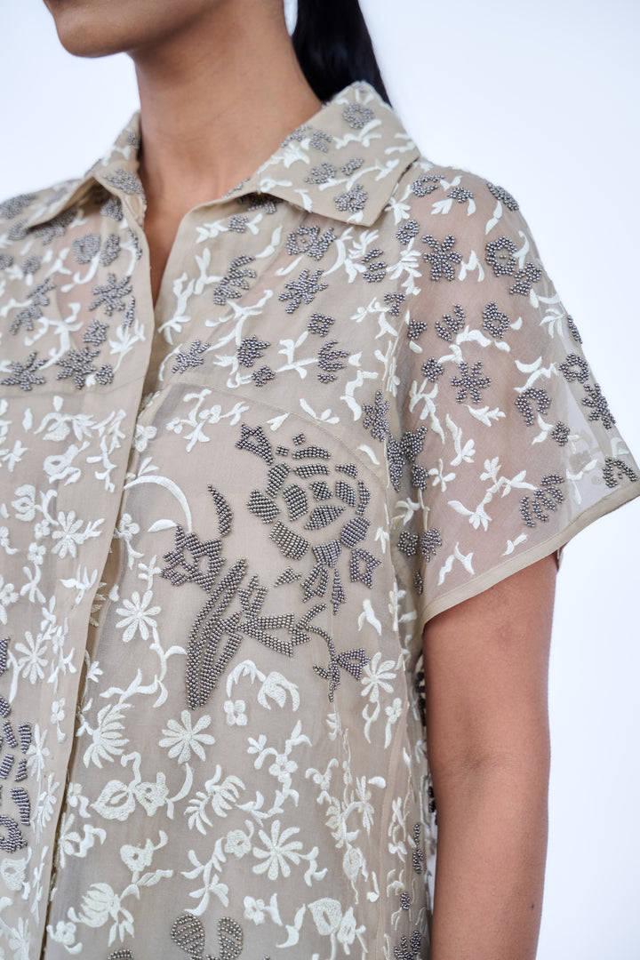 natural bearwork high-low shirt