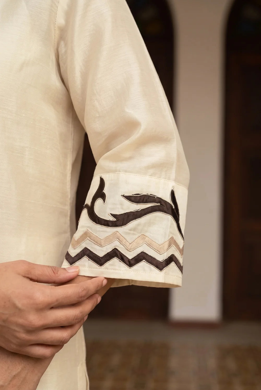 Surkhi Mul Chanderi Kurta Set in Pearl White