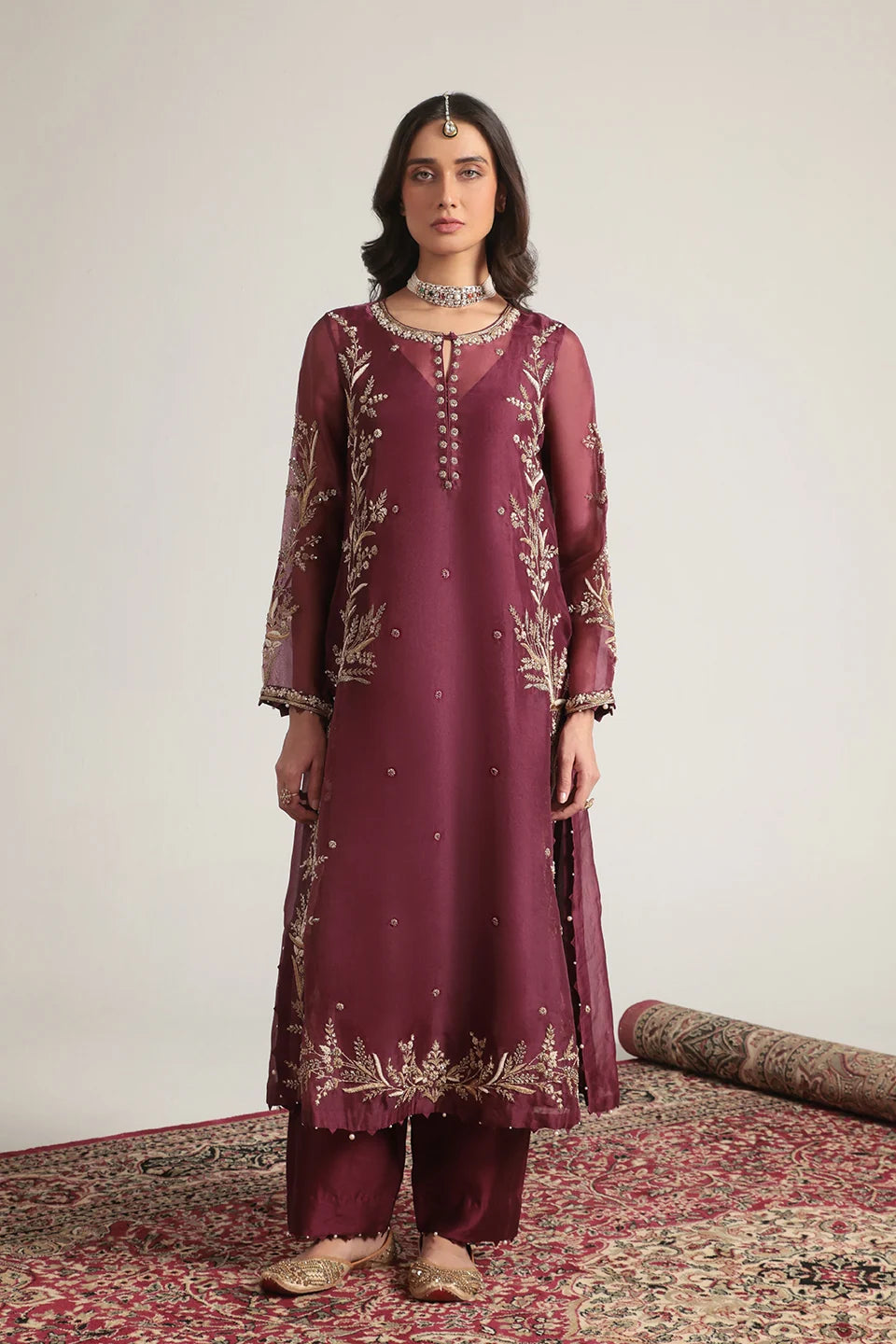 Zar-Rang Wine Light Phool Patti Kurta Set