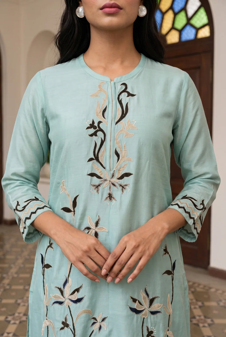 Surkhi Mul Chanderi Kurta Set in Blue Green
