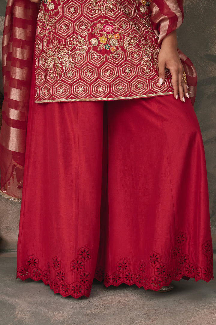 Tasveer Kurta Set