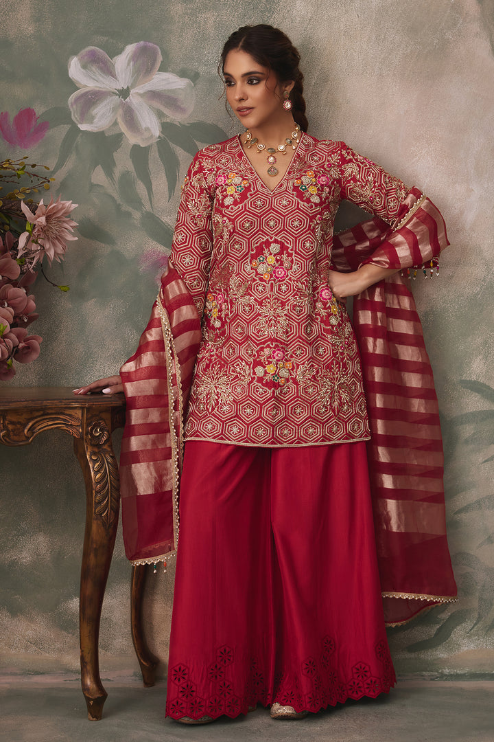 Tasveer Kurta Set
