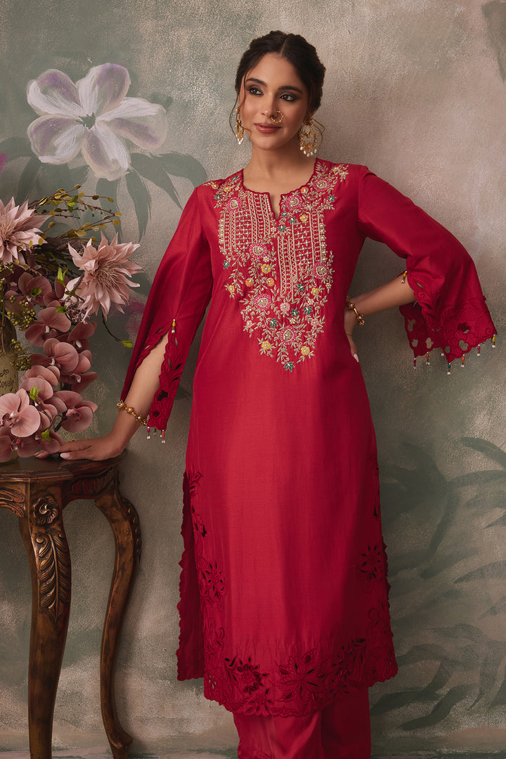 Dilnawaz Kurta Set