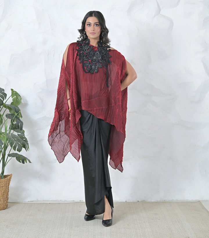 Pearl Petal Tassels Neckpiece Red Crinkled Cape Set