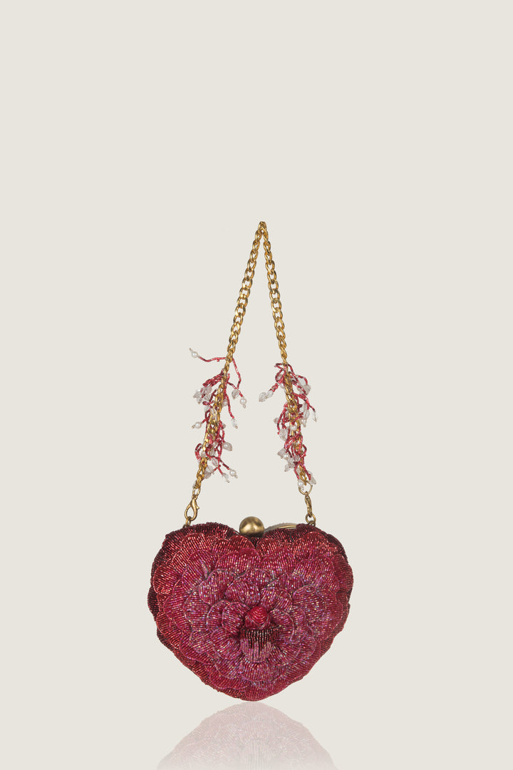 isa beaded heart - red