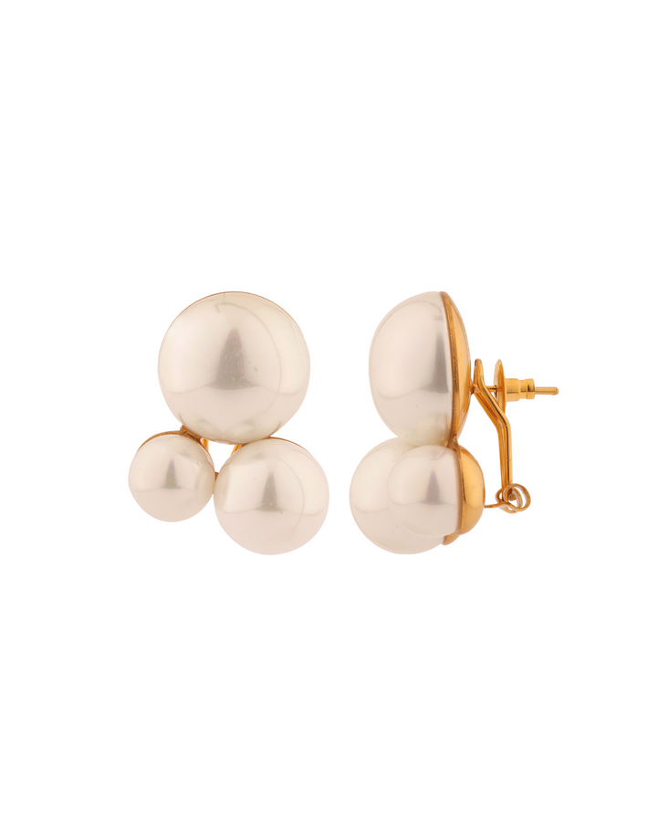 trio studs