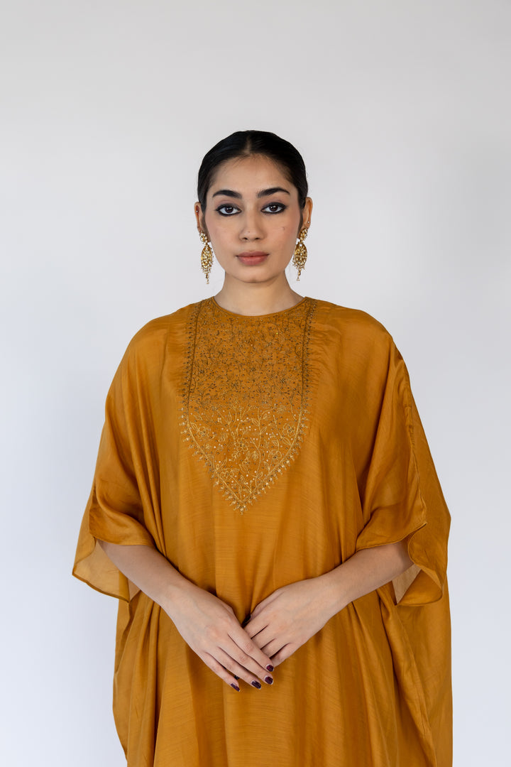 lailaa kaftan set