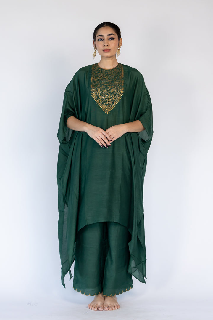 lailaa kaftan set