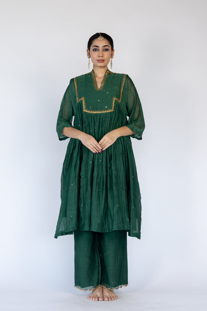 farah yoke kurta set